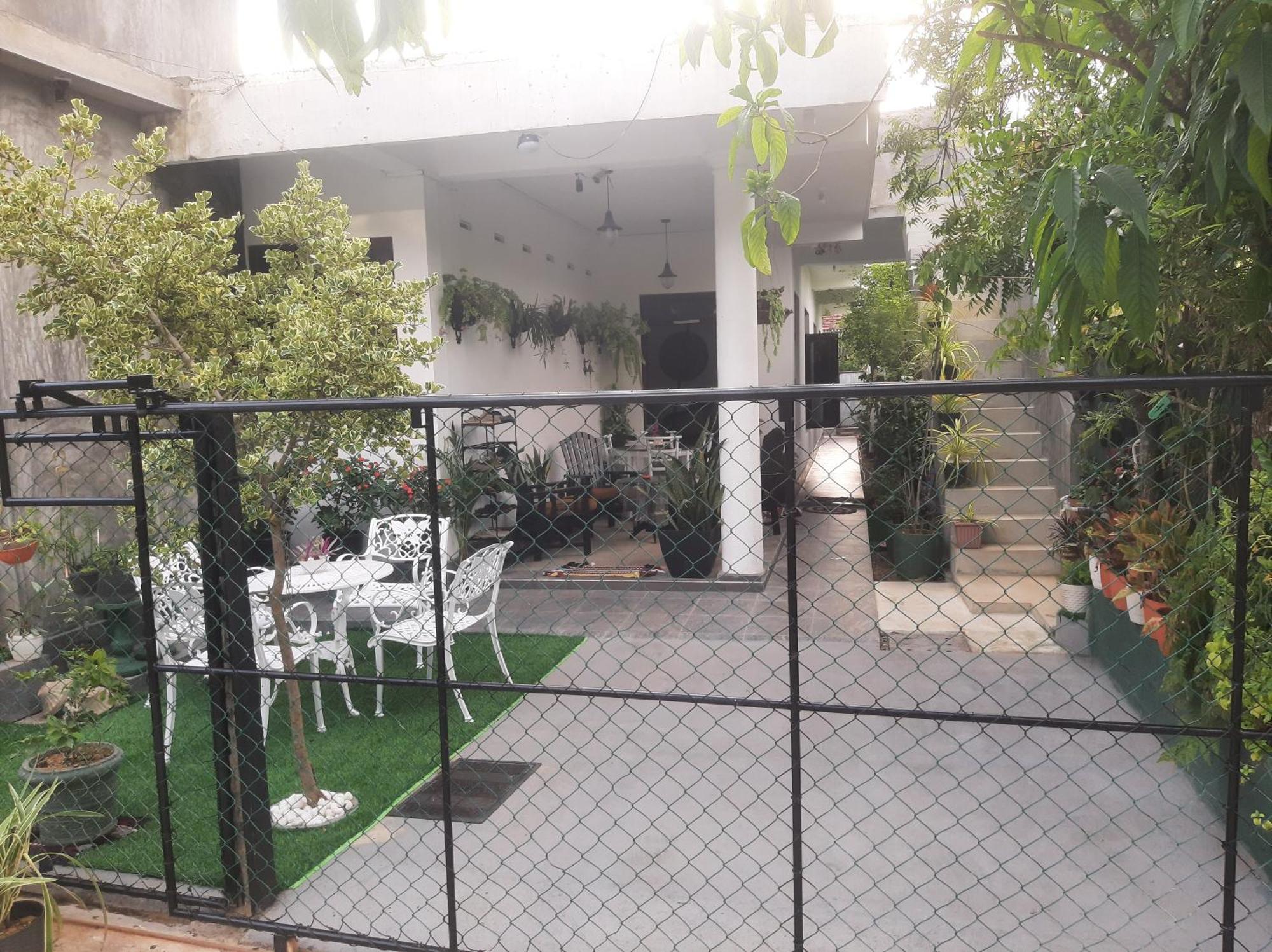 Weerakoon Garden Guest Hotel Хикадува Екстериор снимка